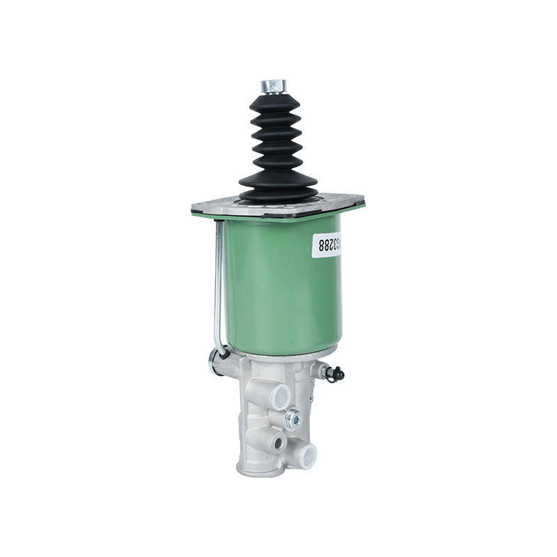 Clutch booster -serie